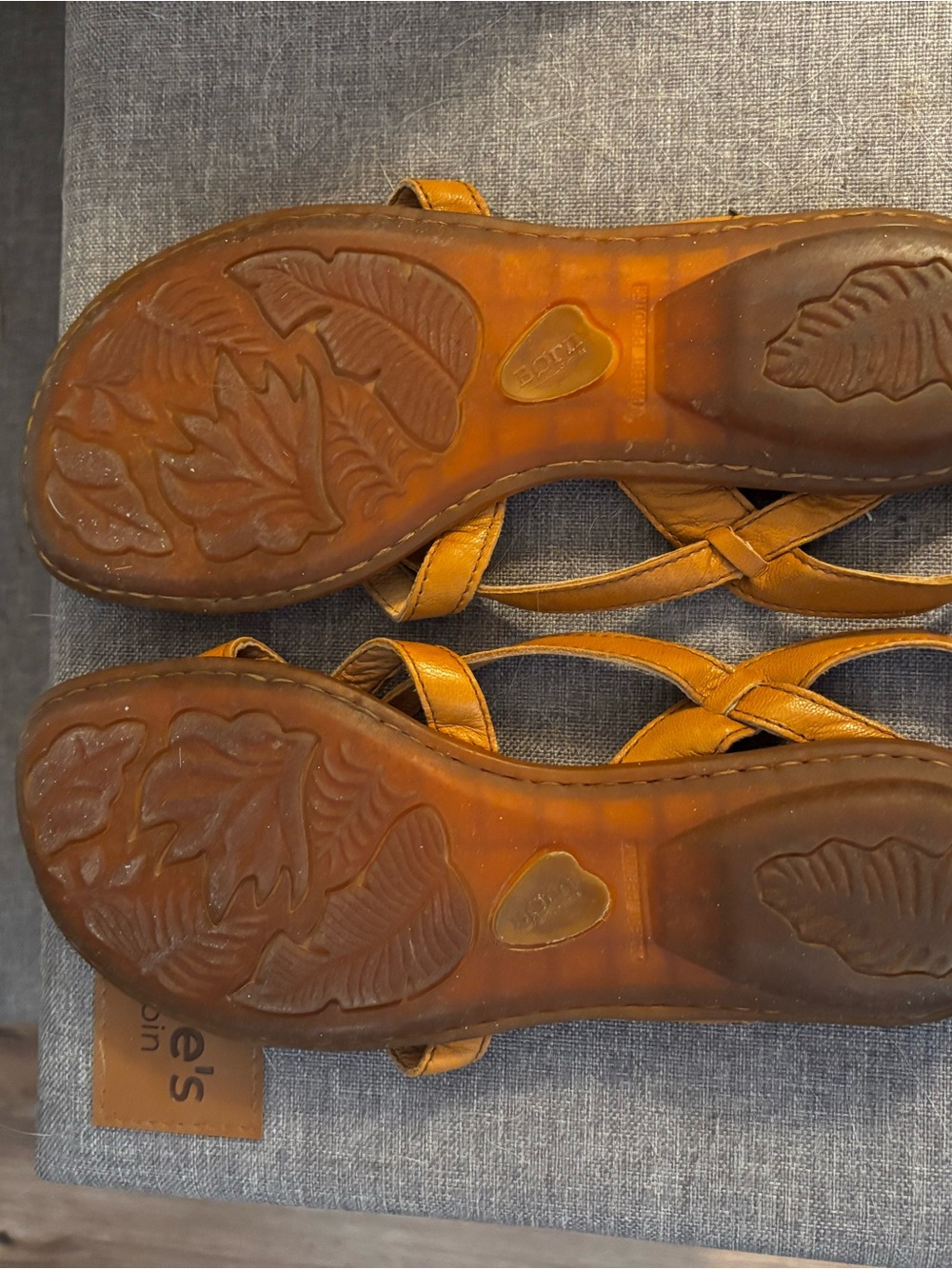 Born Women's Mustard Tan Strappy Leather Sandals 120.00 retail! - Picture 2 of 2